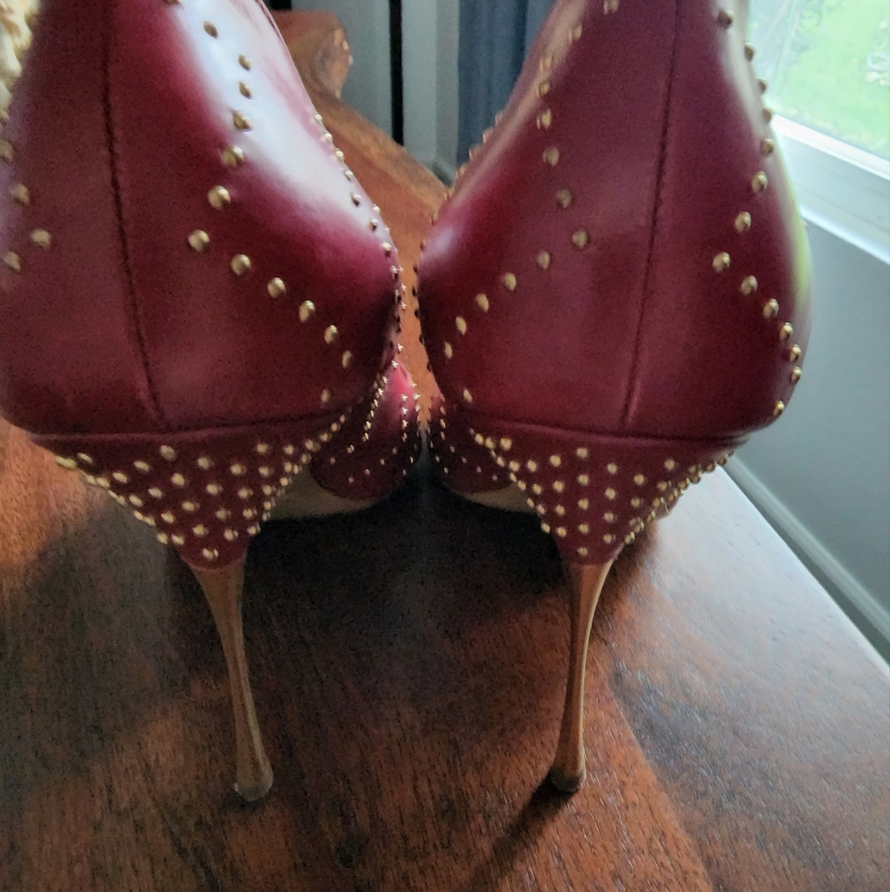 Nicholas Kirkwood studded leather pumps. - Picture 2 of 3